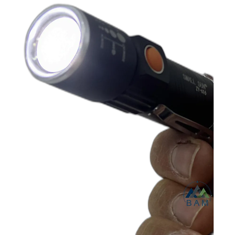 چراغ قوه اسمال سان