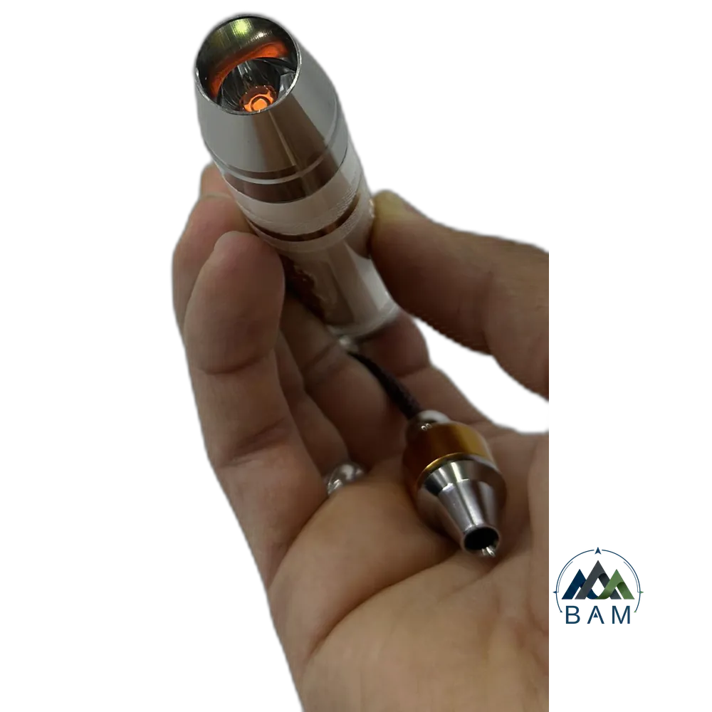 چراغ‌قوه UV سه حالته